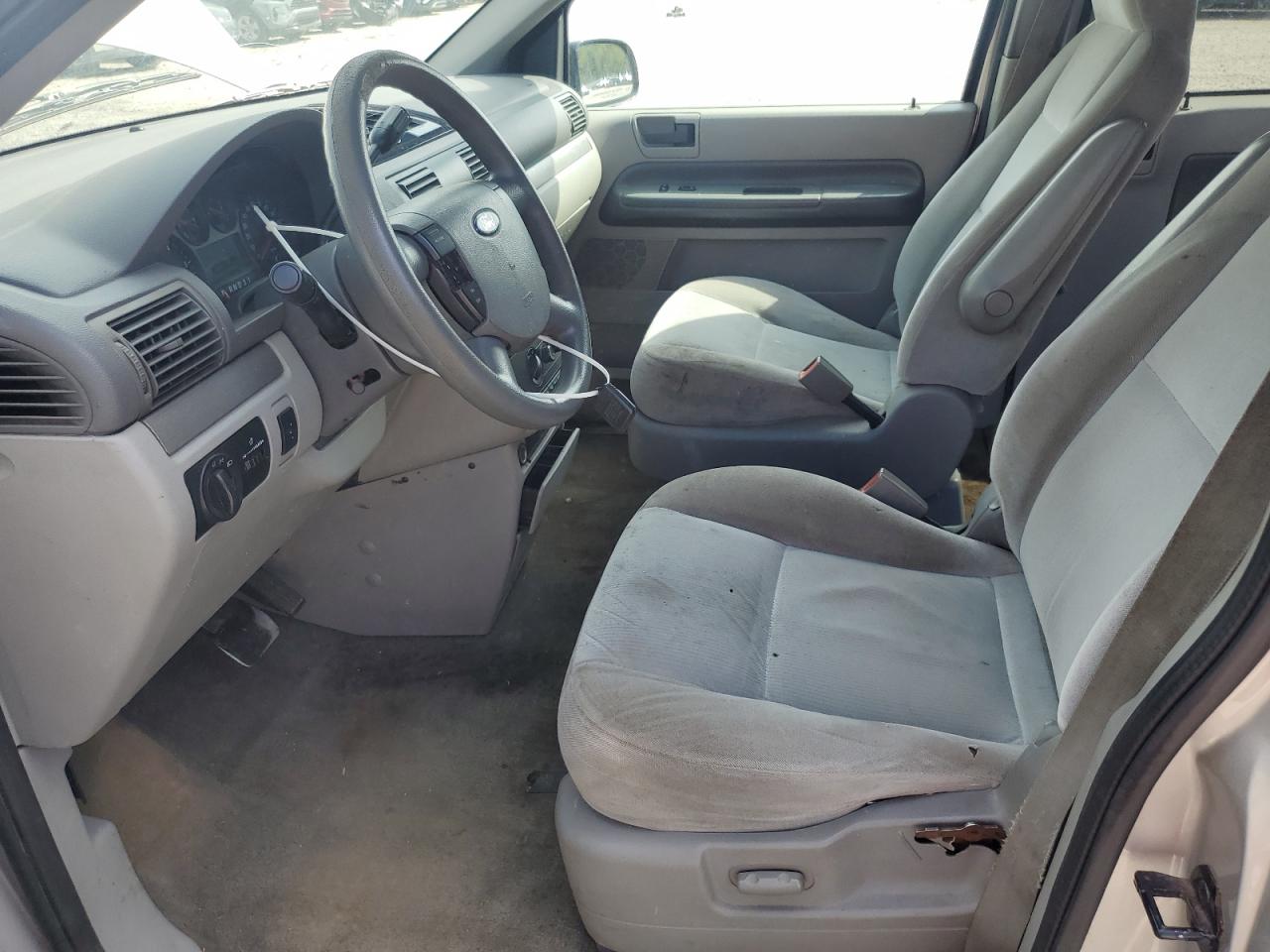 2004 Ford Freestar Ses VIN: 2FMDA57624BA38304 Lot: 84382235