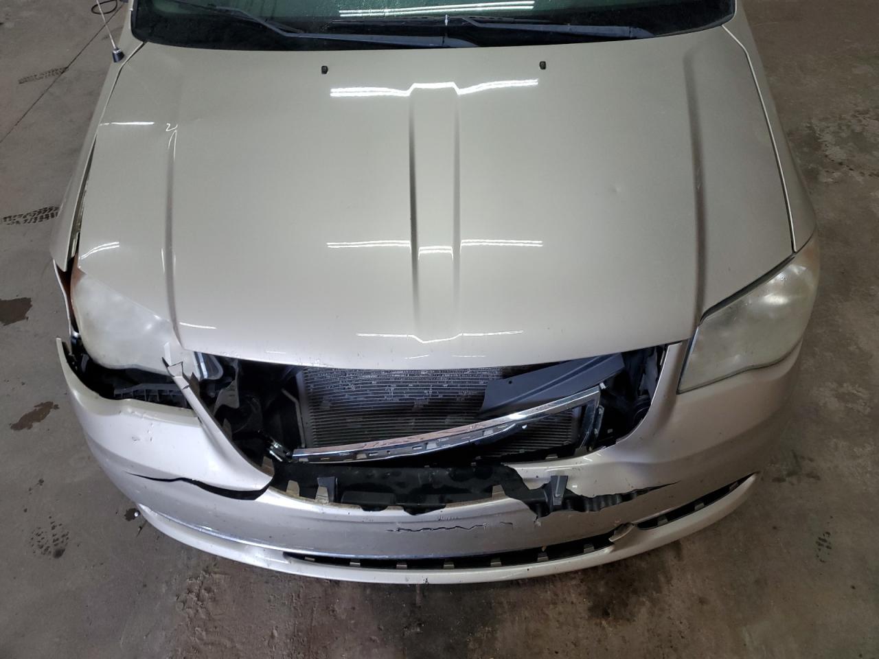 2013 Chrysler Town & Country Touring L VIN: 2C4RC1CG6DR777002 Lot: 82141205