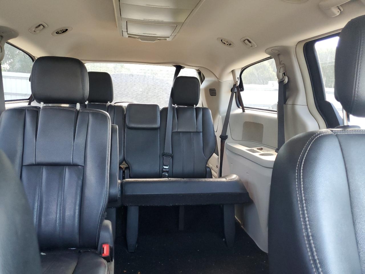 2016 Chrysler Town & Country Touring VIN: 2C4RC1BGXGR214119 Lot: 69645165