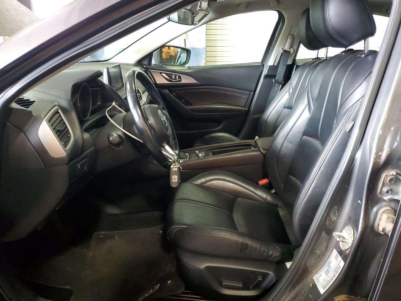 2018 Mazda 3 Touring VIN: 3MZBN1L31JM243348 Lot: 81070095