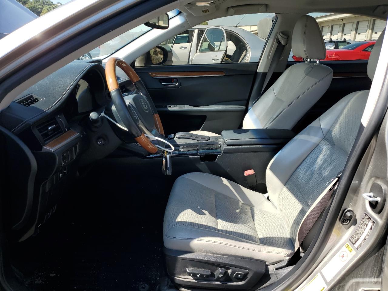 2015 Lexus Es 300H VIN: JTHBW1GG1F2077438 Lot: 70715105