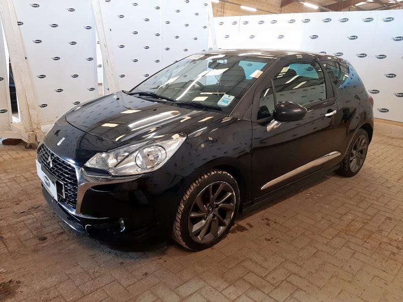 2017 DS DS3 CONNECTED CHIC PTECH 1.2 PURETECH CONNECTED CHIC 3DR for sale at Copart SANDWICH