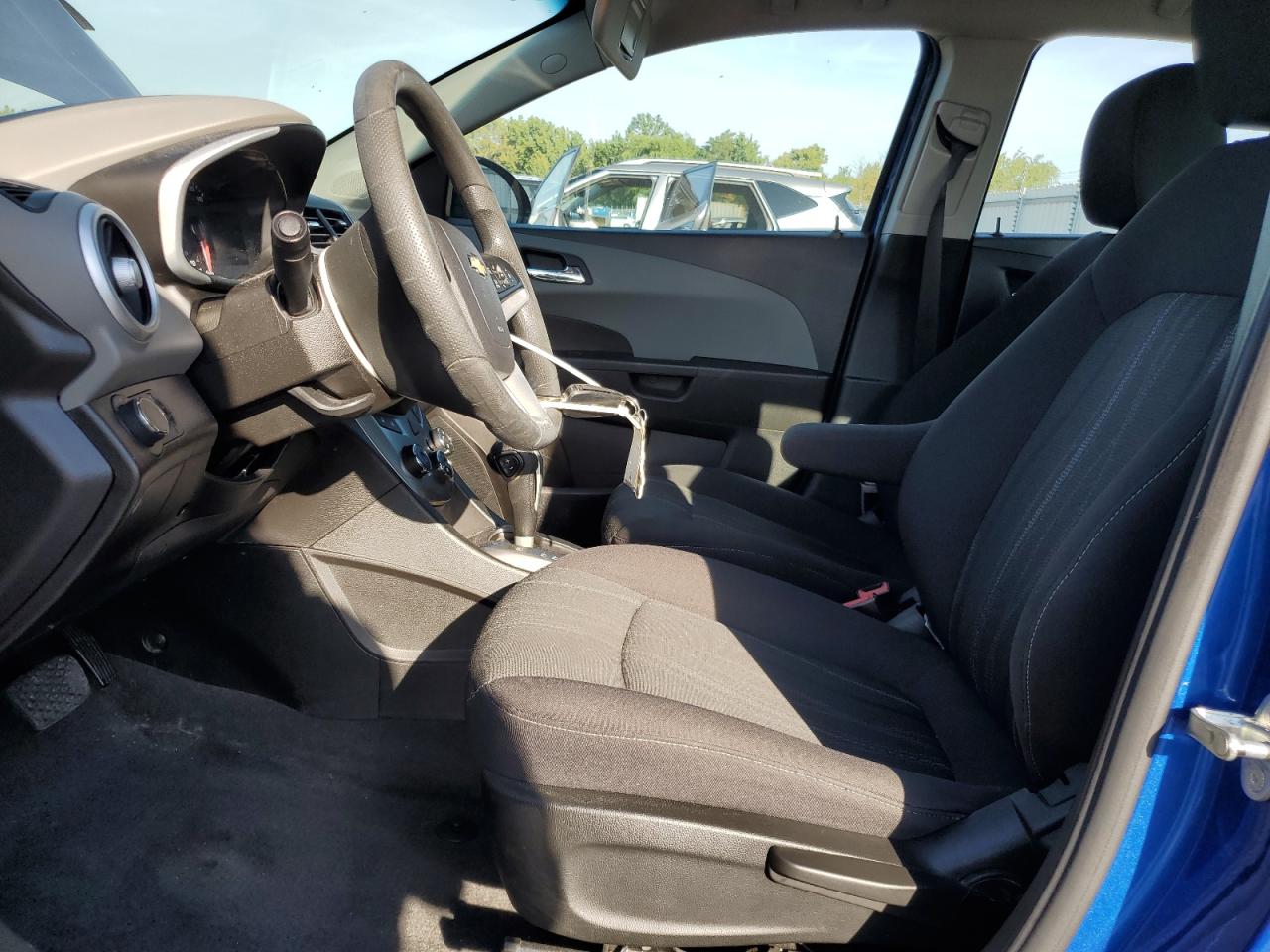 2020 Chevrolet Sonic Lt VIN: 1G1JD5SB0L4132640 Lot: 81122335