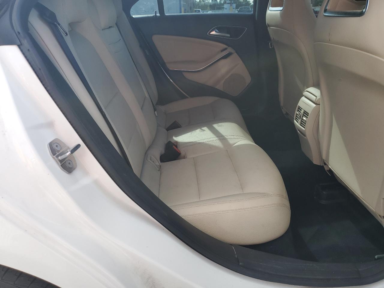 2018 Mercedes-Benz Cla 250 VIN: WDDSJ4EB2JN653950 Lot: 84000425