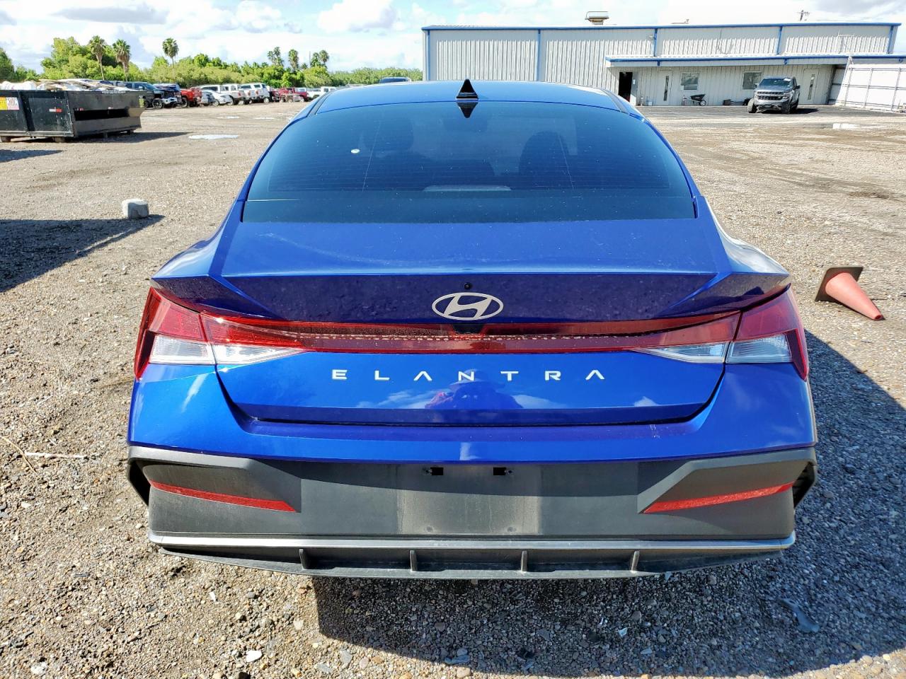 2025 Hyundai Elantra Se VIN: KMHLL4DG5SU918255 Lot: 71559665