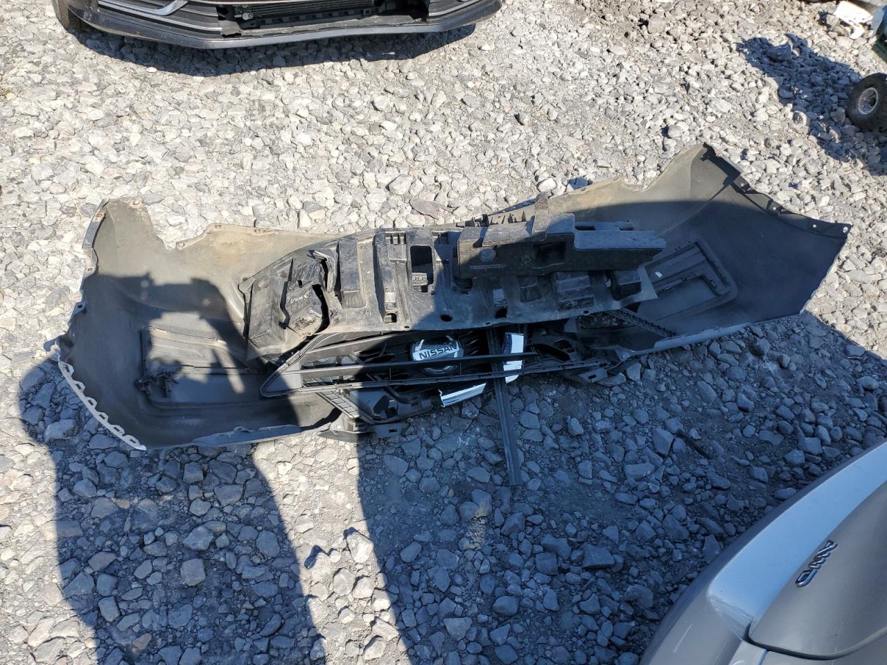 2019 Nissan Rogue S VIN: KNMAT2MV7KP501104 Lot: 71948055