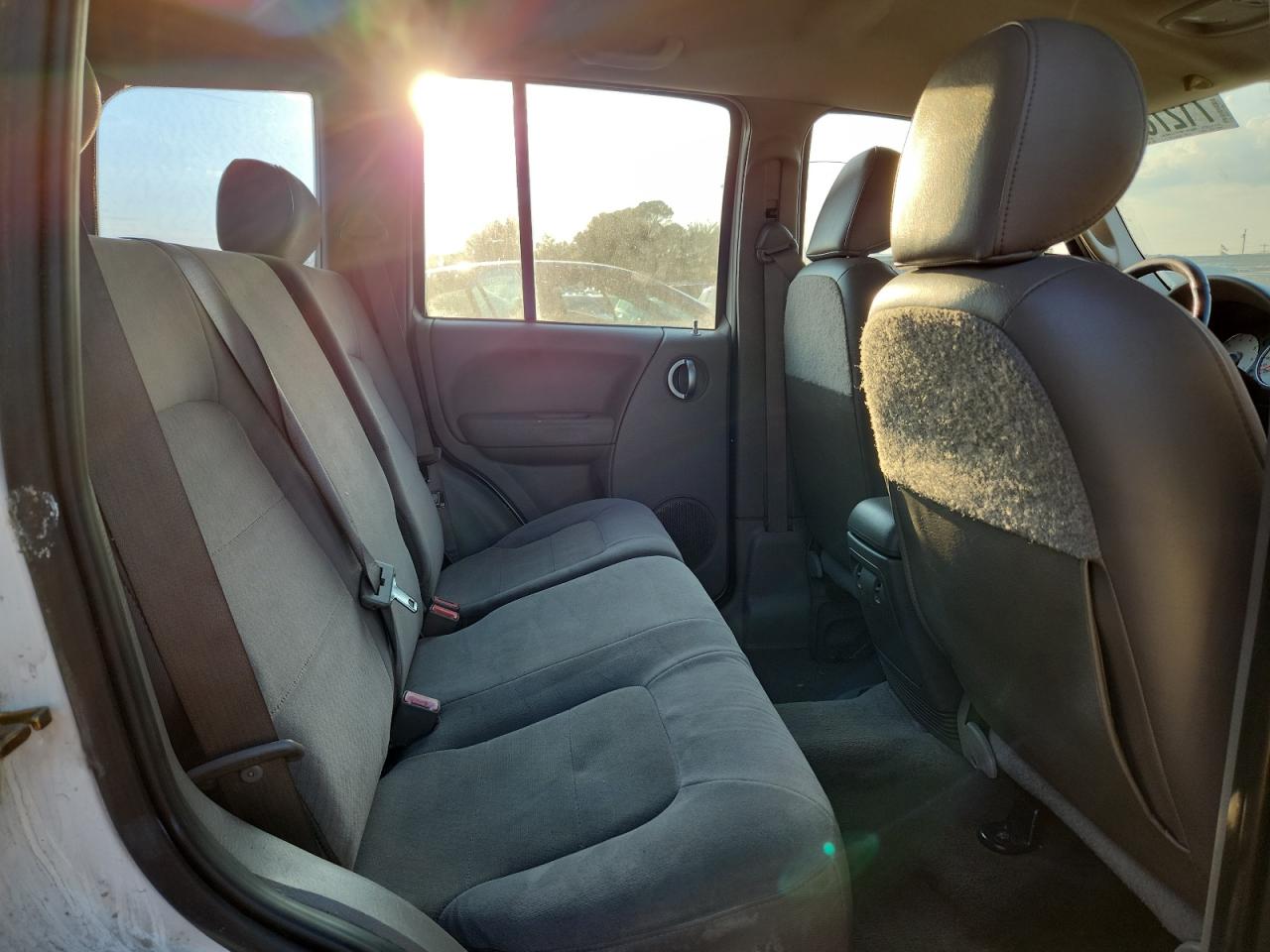 2003 Jeep Liberty Limited VIN: 1J4GK58K33W700263 Lot: 71278615