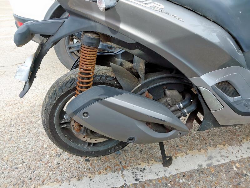 2011 PIAGGIO MP3 300 YOURBAN LT 