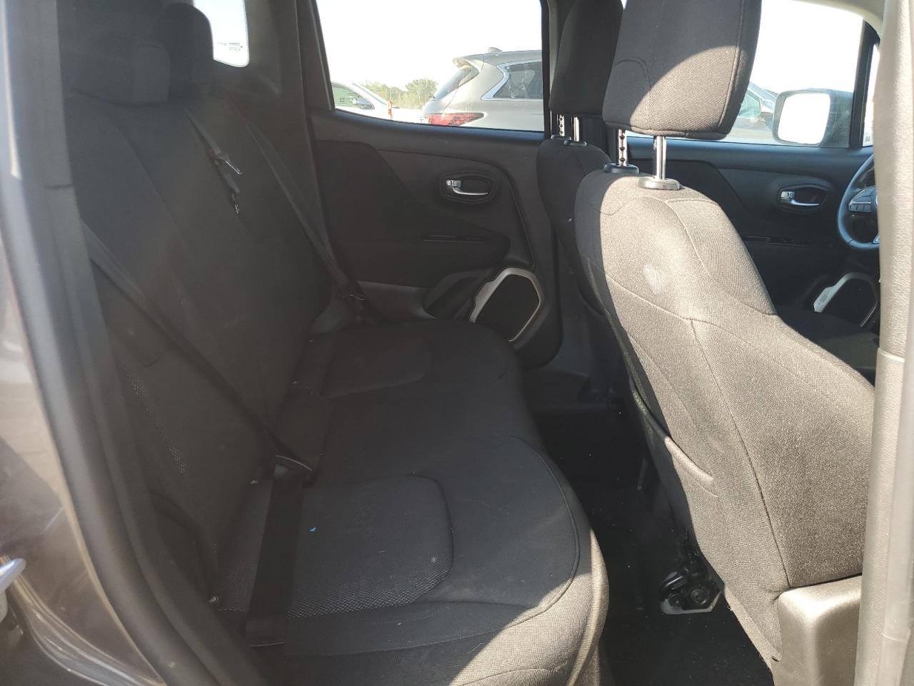 2017 Jeep Renegade Latitude VIN: ZACCJABB4HPE91774 Lot: 81569105