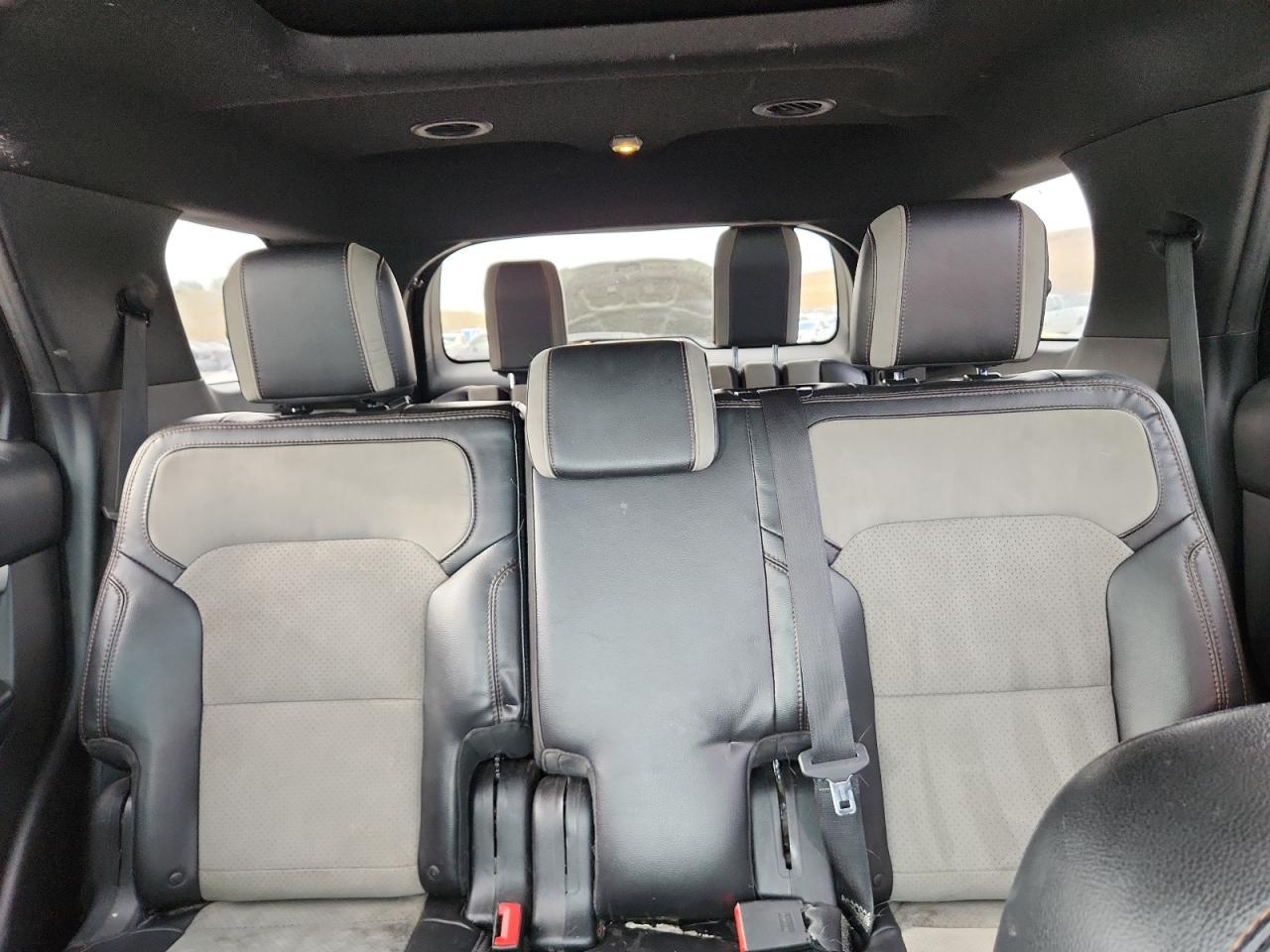 2017 Ford Explorer Xlt VIN: 1FM5K8D82HGA27388 Lot: 82080325