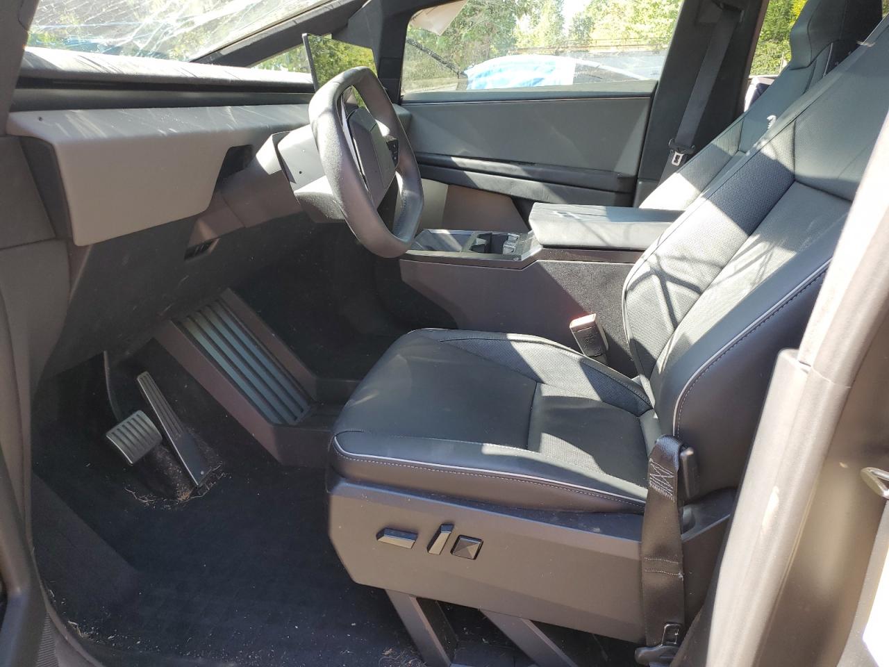 2024 Tesla Cybertruck VIN: 7G2CEHEE4RA036963 Lot: 82135365