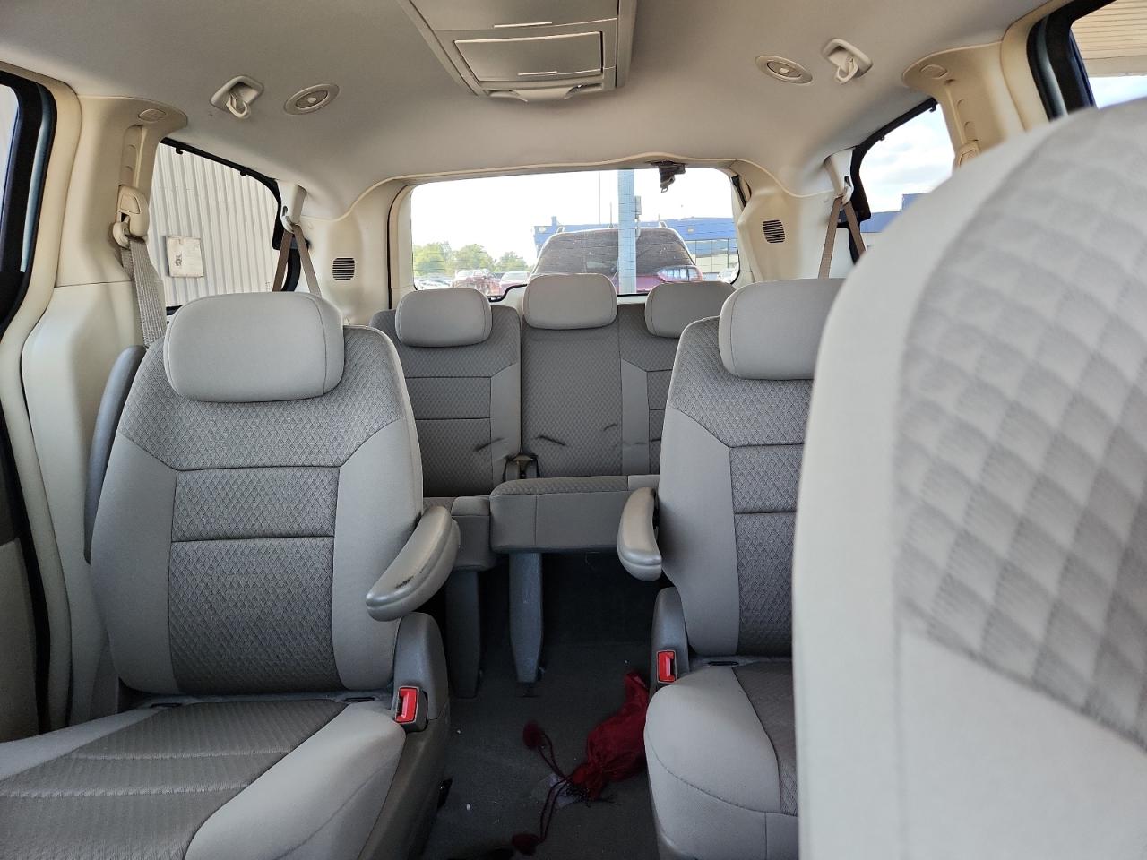 2010 Chrysler Town & Country Touring VIN: 2A4RR5D1XAR141673 Lot: 71119605