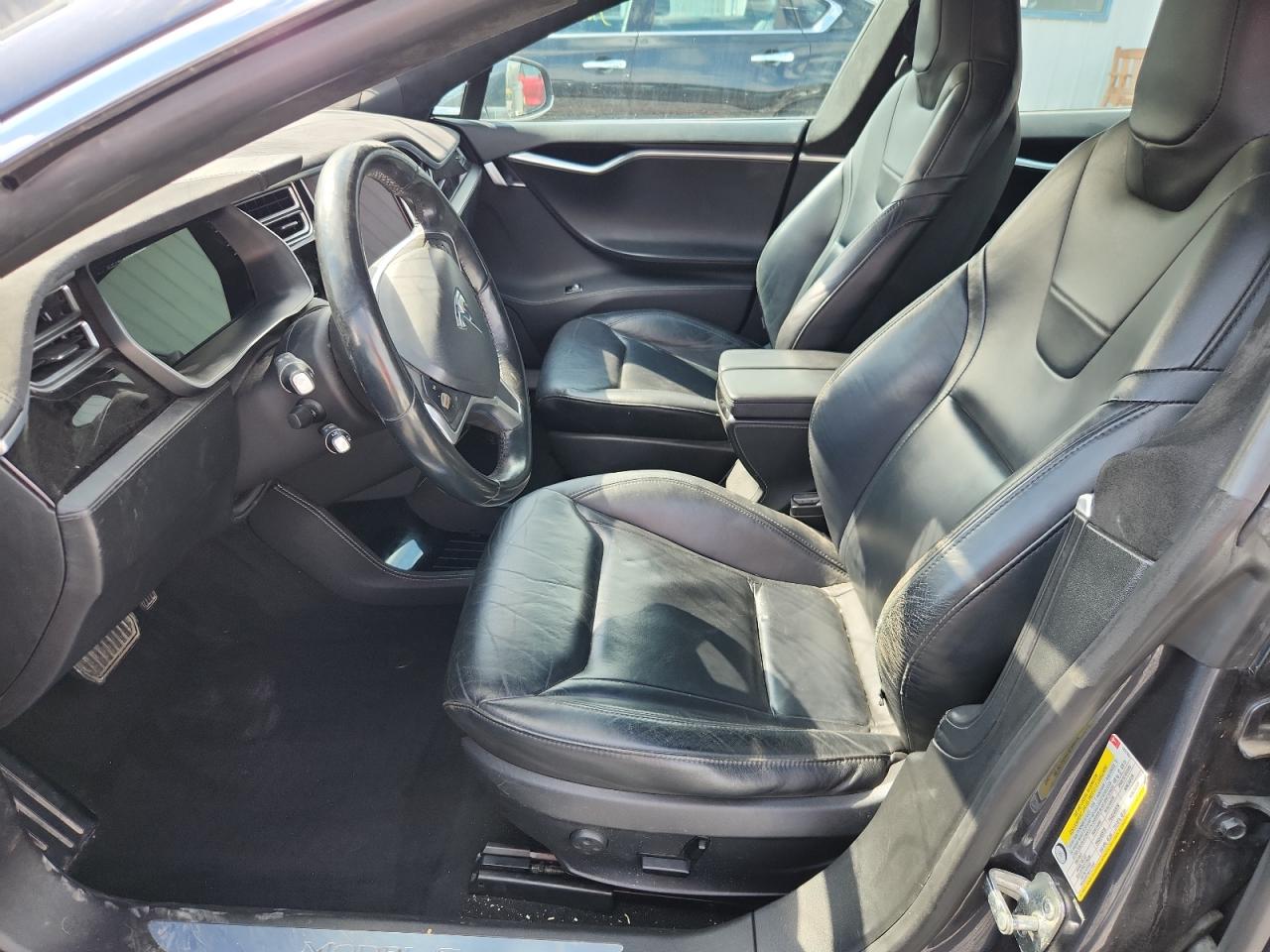 2016 Tesla Model S VIN: 5YJSA1E22GF122263 Lot: 84033855