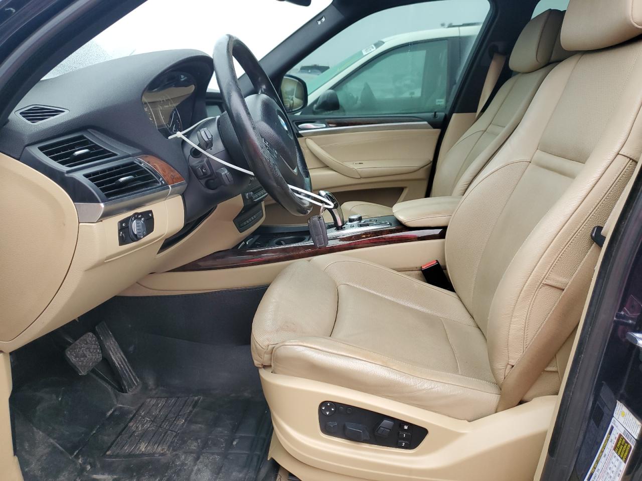 2008 BMW X5 3.0I VIN: 5UXFE435X8L003863 Lot: 81466845