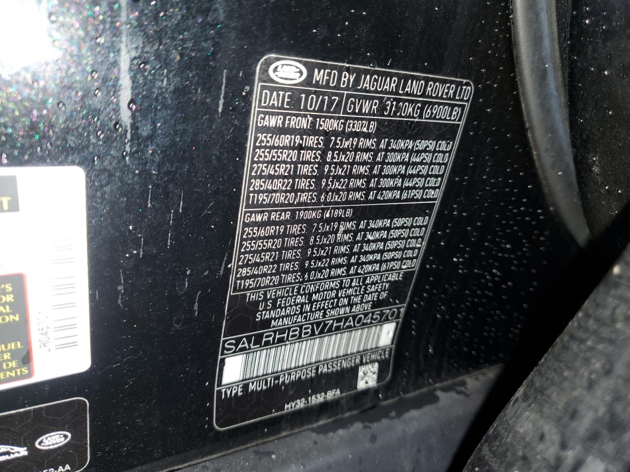 2017 Land Rover Discovery Hse Luxury VIN: SALRHBBV7HA045701 Lot: 80283275