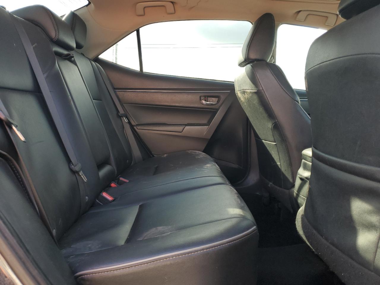 2015 Toyota Corolla L VIN: 2T1BURHE3FC432954 Lot: 84064075