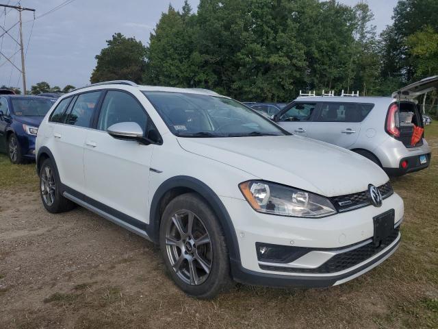  VOLKSWAGEN GOLF 2017 Белы