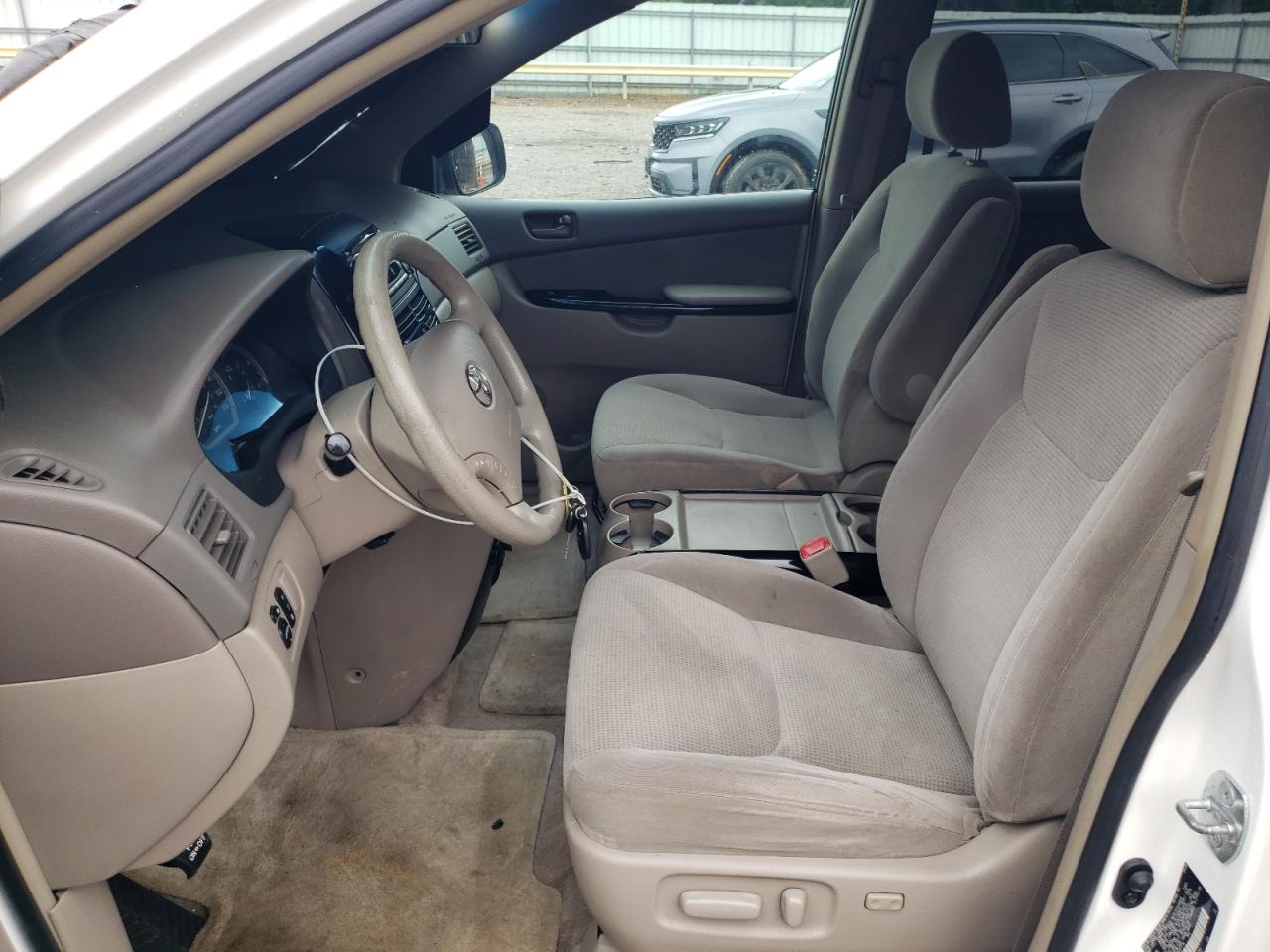2005 Toyota Sienna Ce VIN: 5TDZA23C35S327714 Lot: 81909225