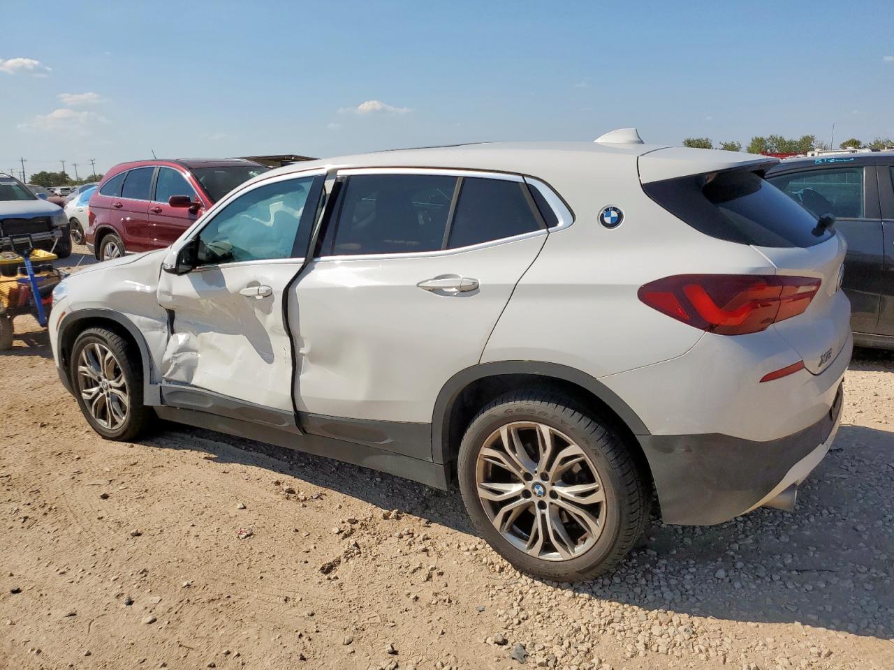 Фото: WBXYH9C07L5R59613