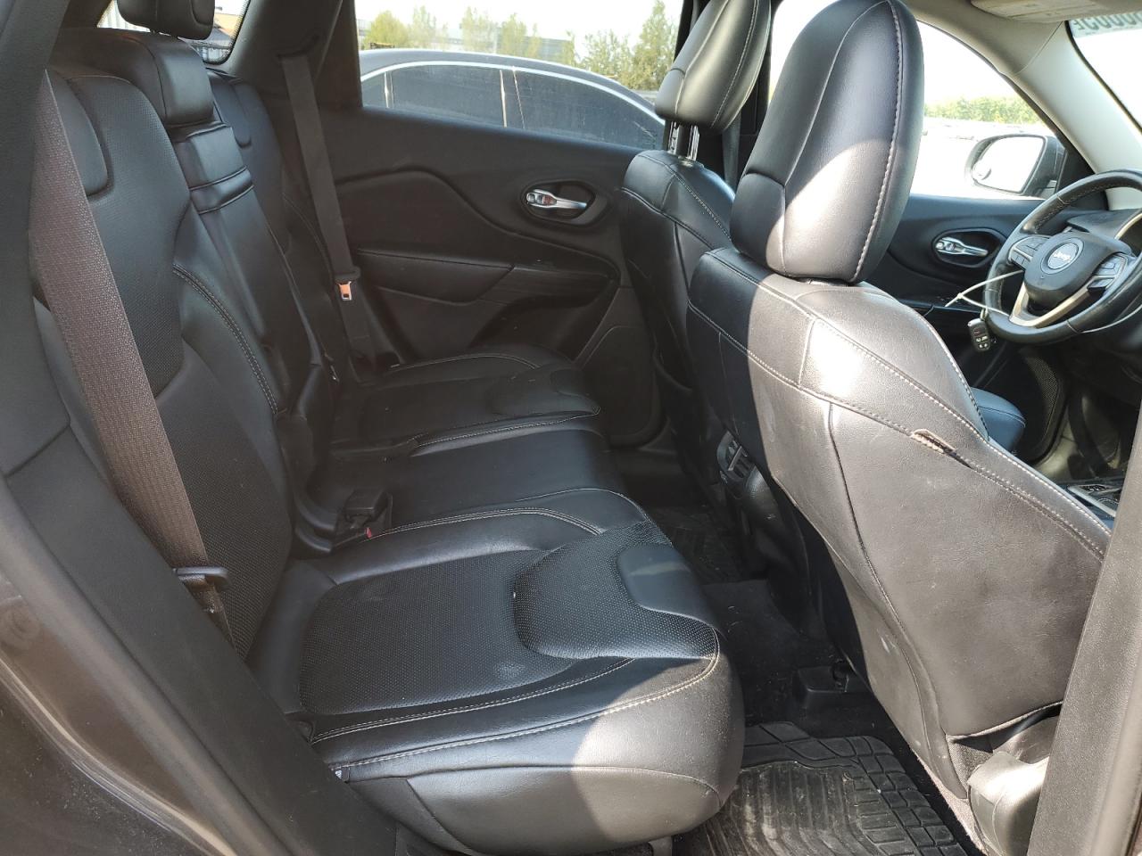 2015 Jeep Cherokee Limited VIN: 1C4PJMDB1FW500902 Lot: 71880005