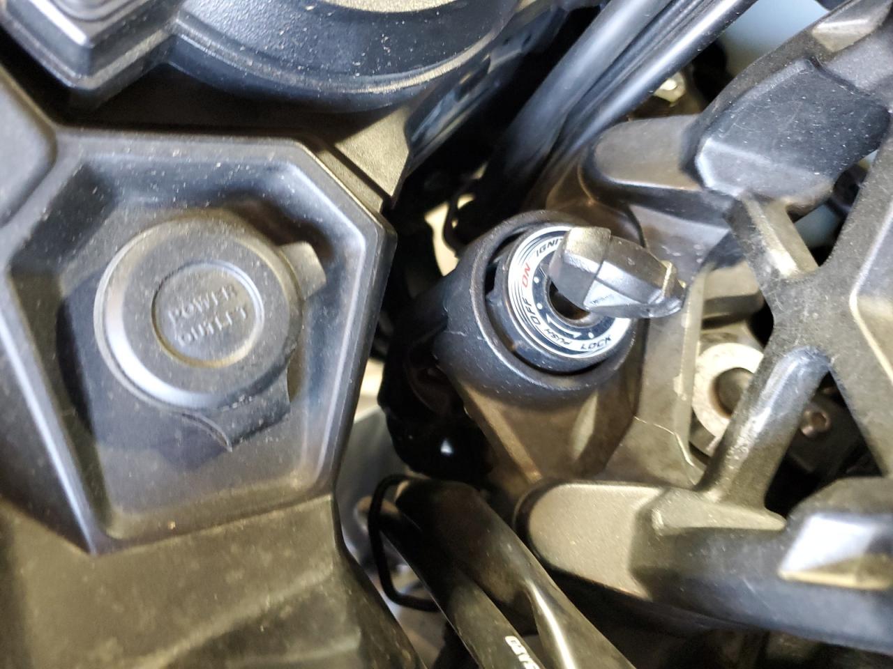 2015 Kawasaki Lz1000 B VIN: JKALZCB1XFA003883 Lot: 72094085