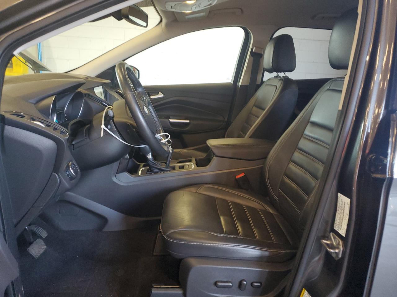 2017 Ford Escape Titanium VIN: 1FMCU9J92HUD53813 Lot: 81221285