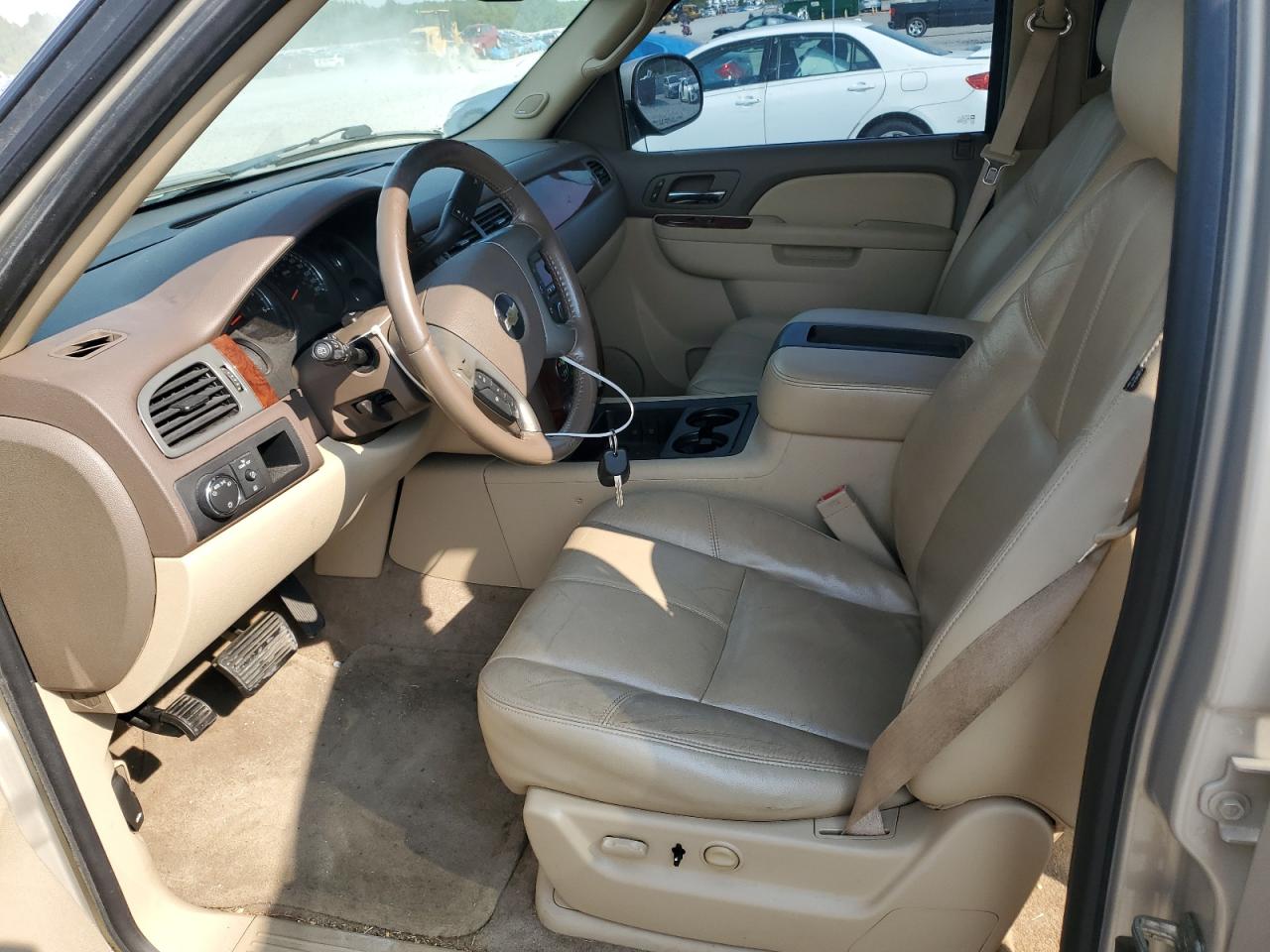 2010 Chevrolet Tahoe C1500 Lt VIN: 1GNMCBE34AR187755 Lot: 71677765