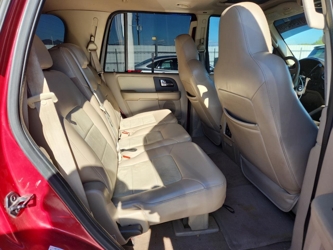 2005 Ford Expedition Eddie Bauer VIN: 1FMFU18525LB13910 Lot: 81249945