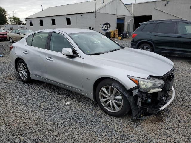  INFINITI Q50 2020 Srebrny