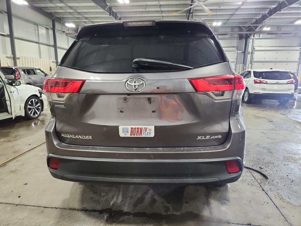 2019 Toyota Highlander Se VIN: 5TDJZRFH6KS598722 Lot: 71974385