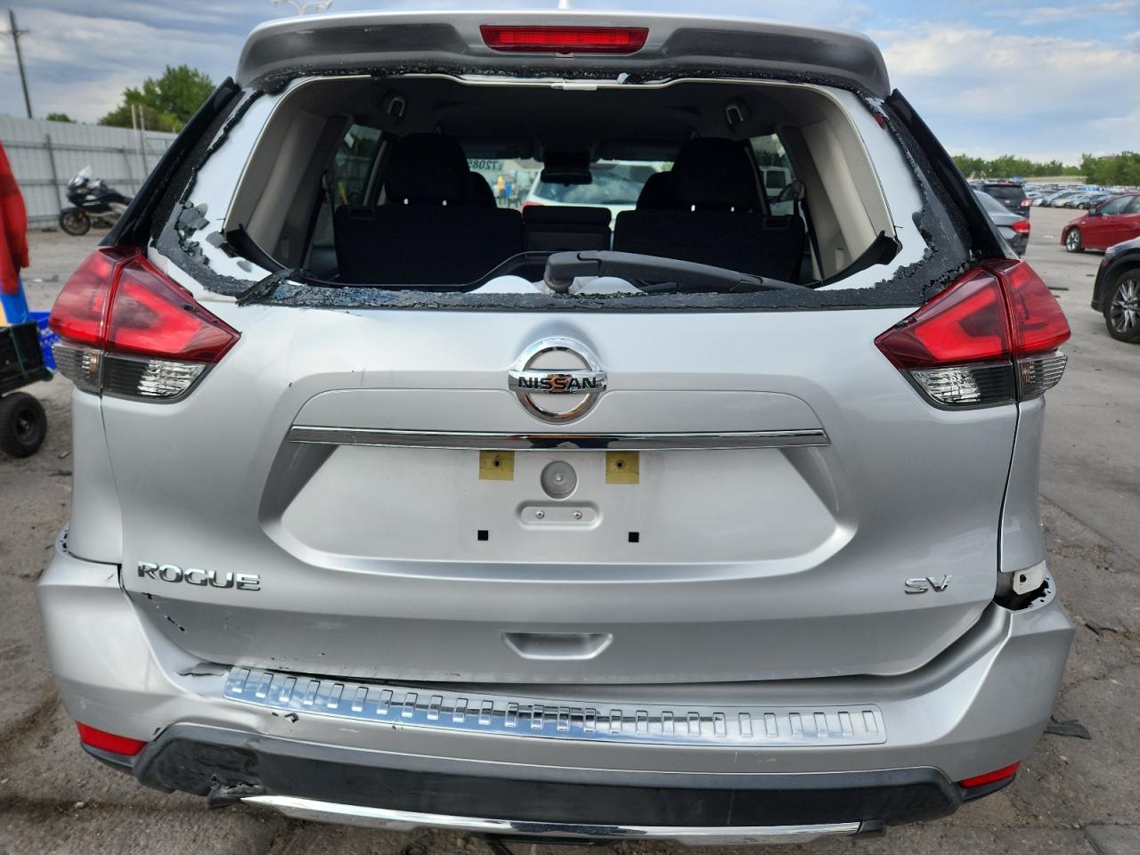 2018 Nissan Rogue S VIN: KNMAT2MT0JP554174 Lot: 72085635