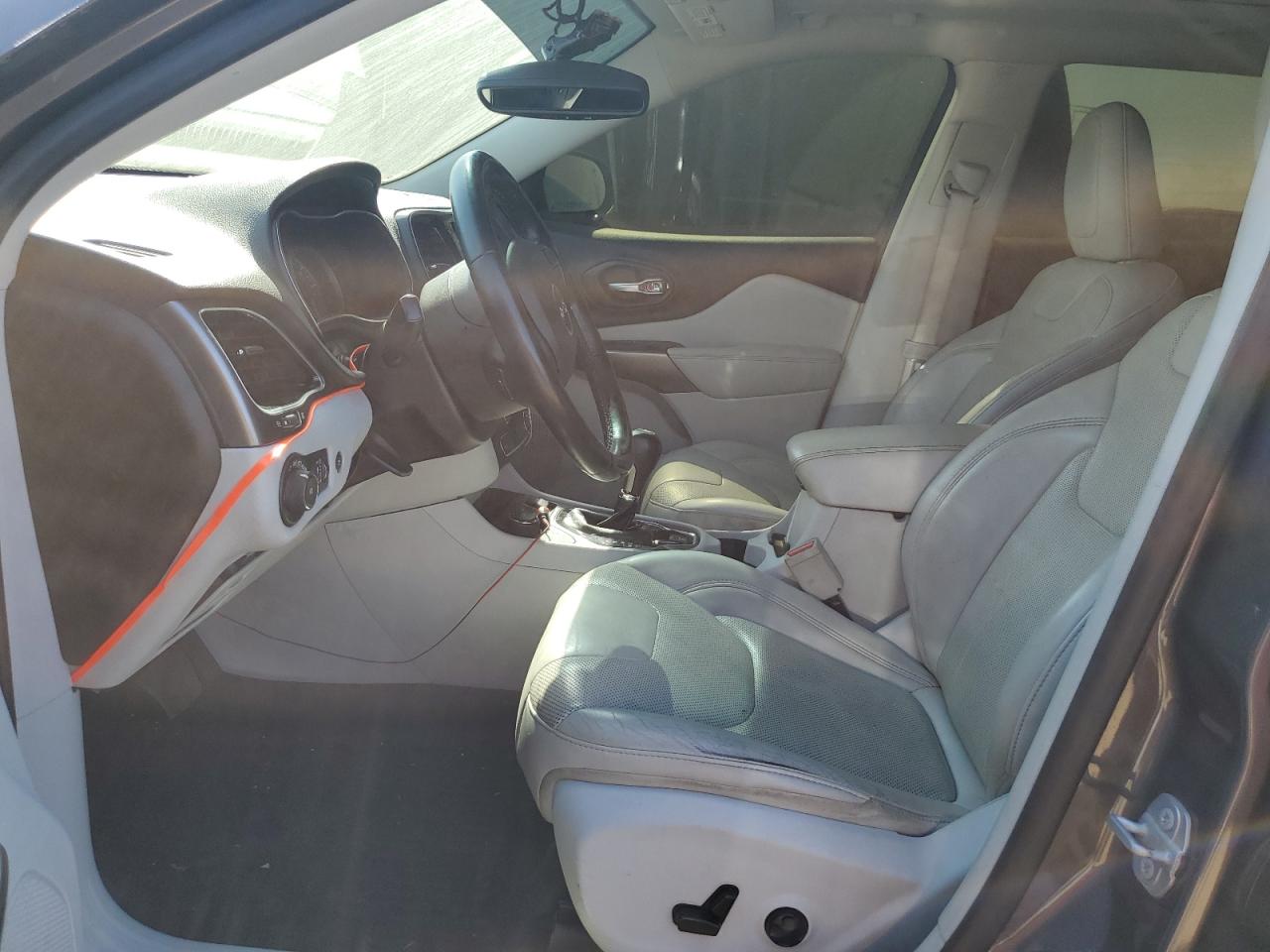 2019 Jeep Cherokee Limited VIN: 1C4PJMDX4KD305572 Lot: 84557995