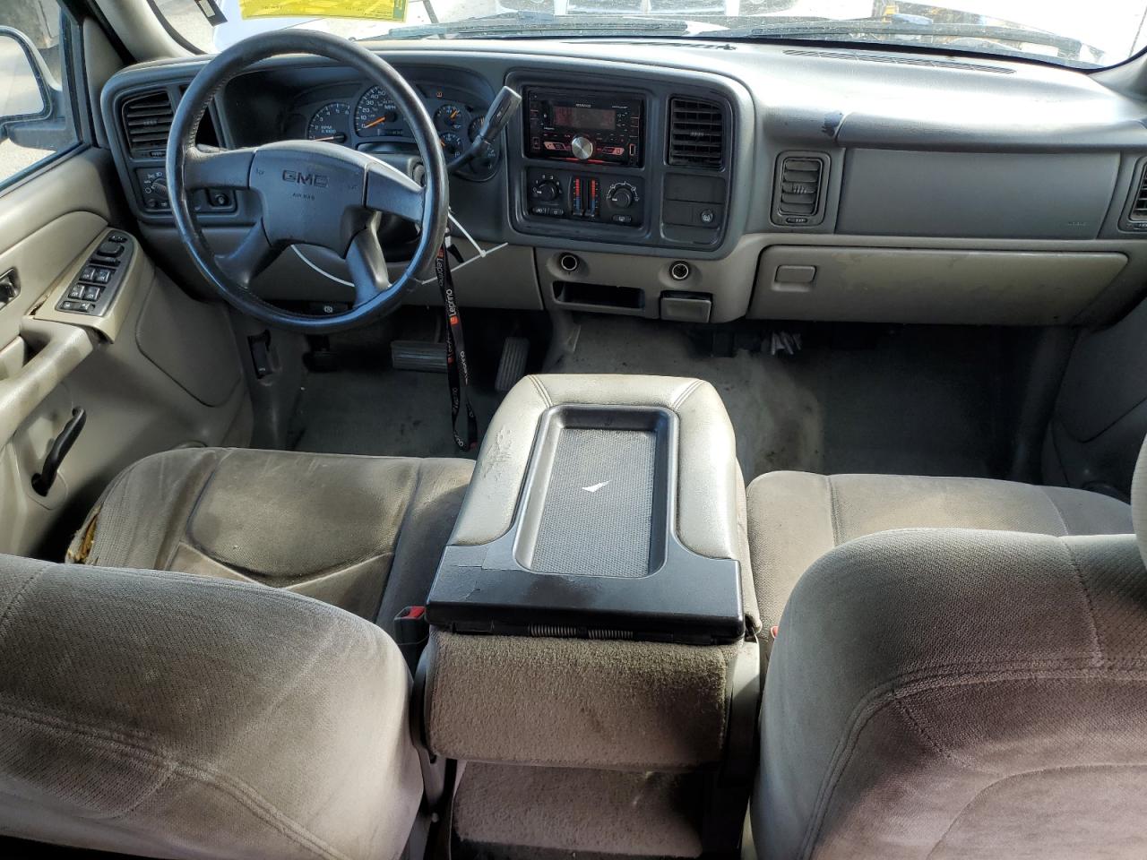 2004 GMC Yukon VIN: 1GKEC13V94J210210 Lot: 81797715