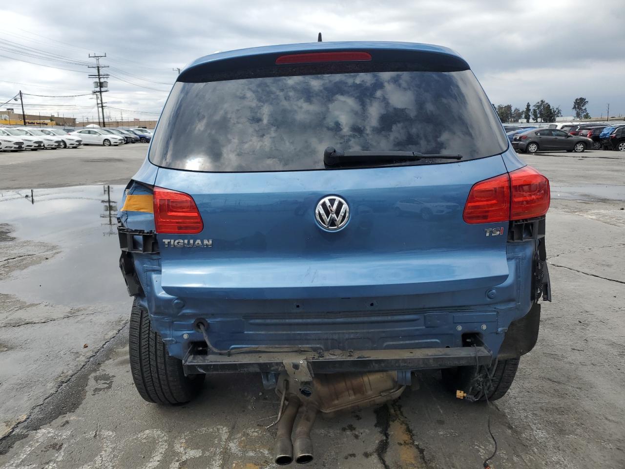 2017 Volkswagen Tiguan Wolfsburg VIN: WVGRV7AX7HK003017 Lot: 81061405