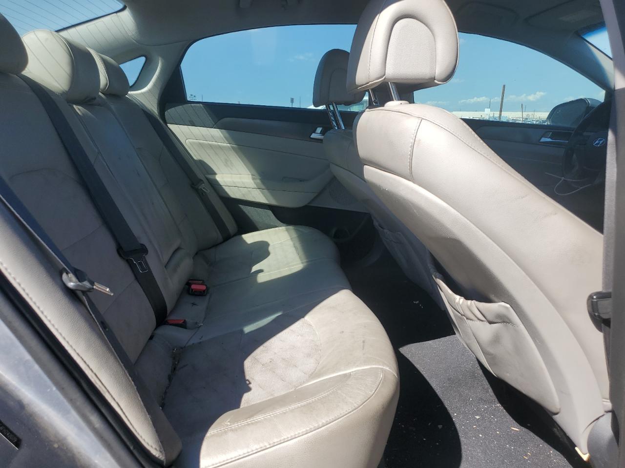 2015 Hyundai Sonata Sport VIN: 5NPE34AF4FH242079 Lot: 81882005