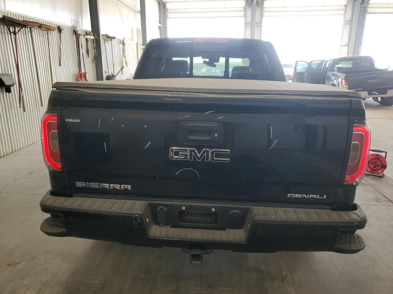 2017 GMC Sierra K1500 Denali VIN: 3GTU2PEJ7HG210656 Lot: 81742305