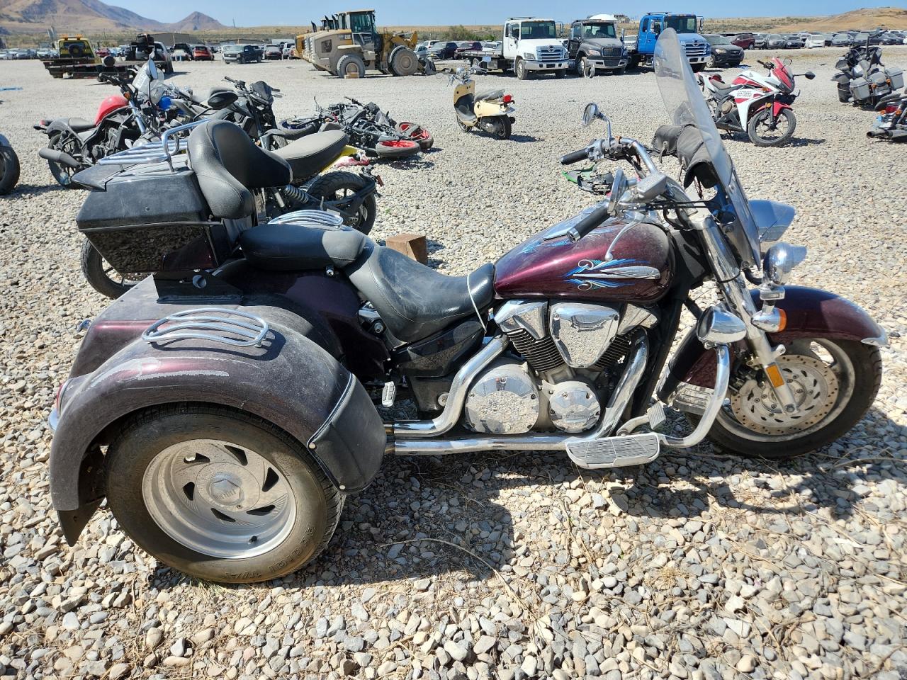 HONDA VTX CYCLE 2007. Lot# 80779935. VIN 1HFSC52687A404611. Photo 1