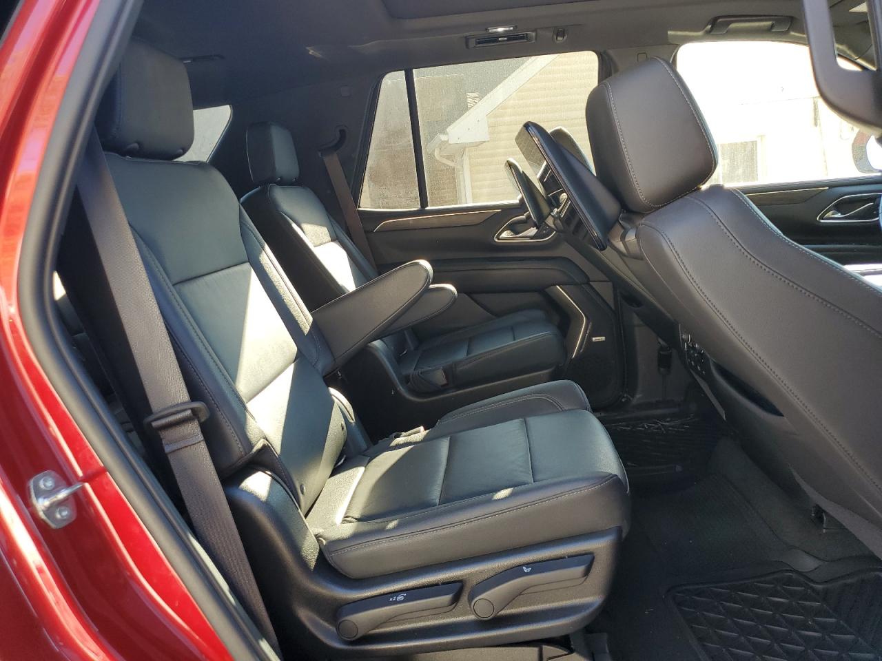 2021 Chevrolet Tahoe K1500 Lt VIN: 1GNSKNKD7MR244155 Lot: 84193335