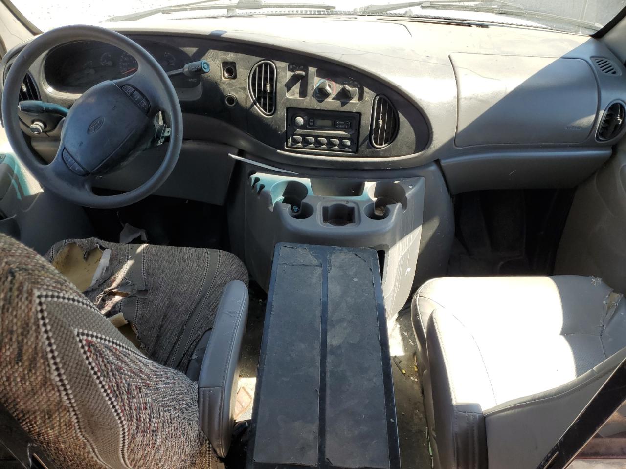 2002 Ford Econoline E250 Van VIN: 1FTNE24L42HA46989 Lot: 86522765