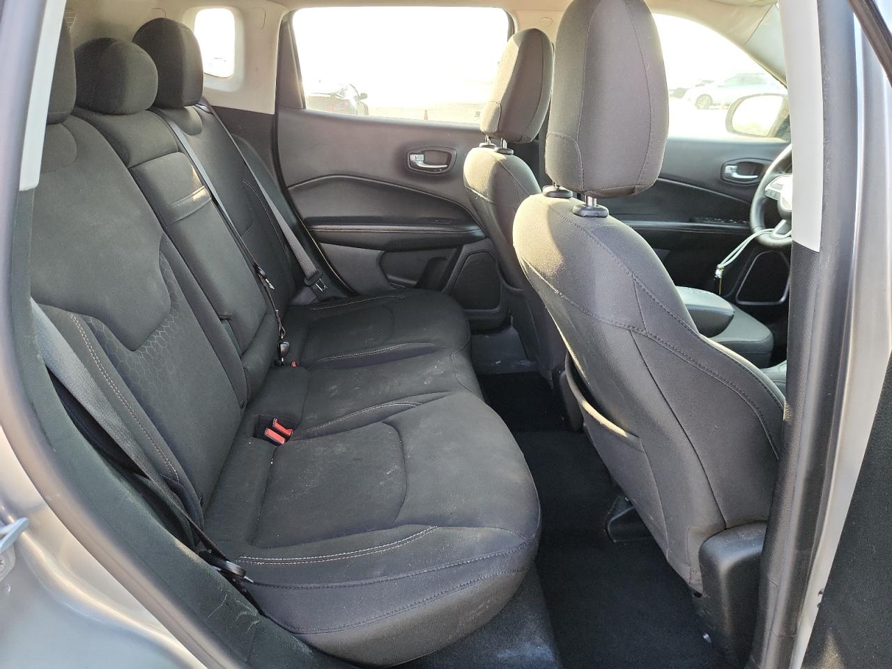 2017 Jeep Compass Sport VIN: 3C4NJDAB8HT656150 Lot: 81692155