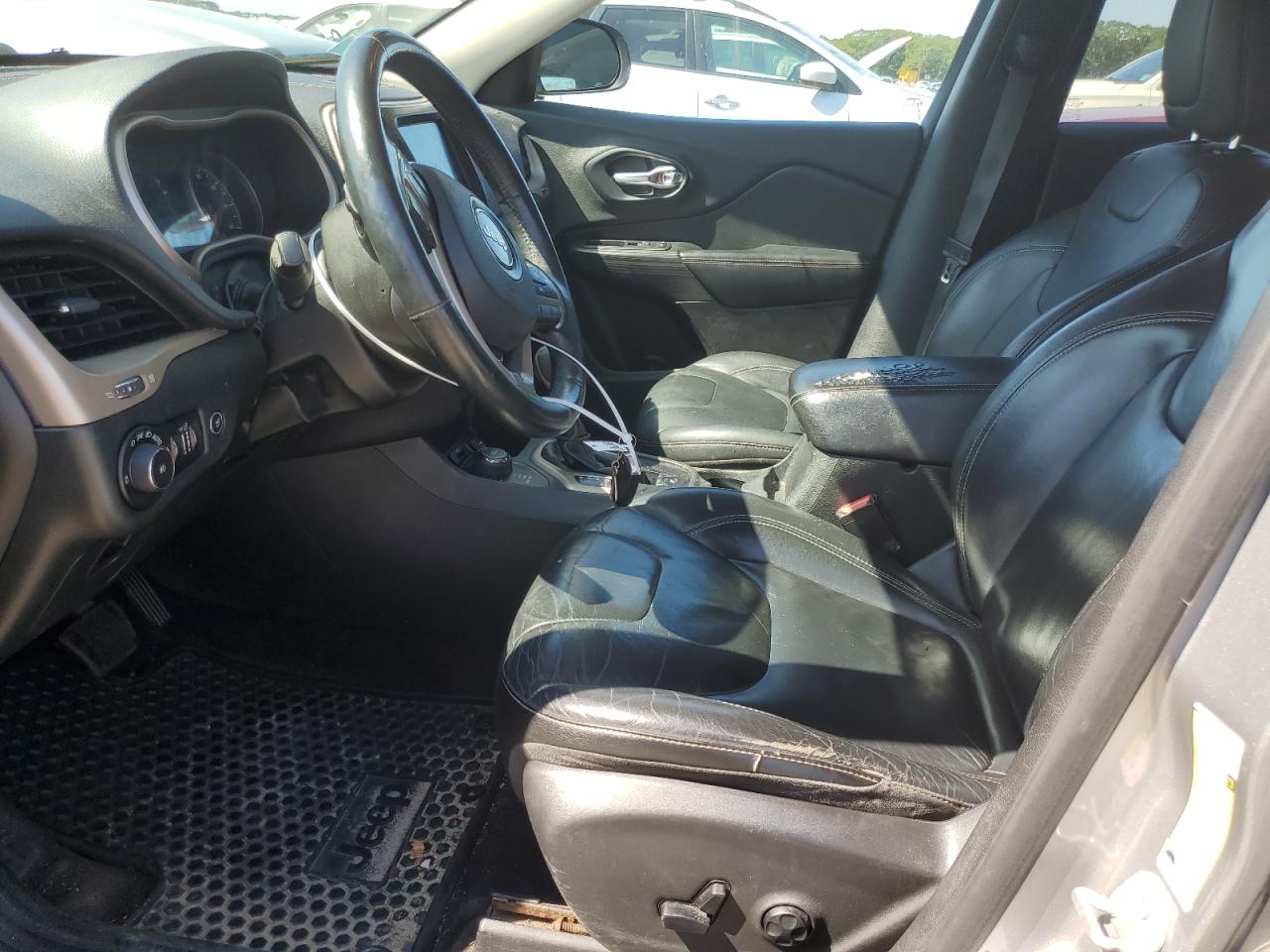 2015 Jeep Cherokee Latitude VIN: 1C4PJMCB1FW606140 Lot: 71993885