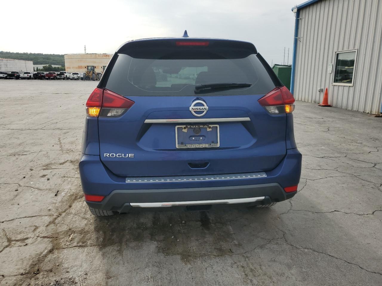 2019 Nissan Rogue S VIN: 5N1AT2MT2KC781127 Lot: 71844555