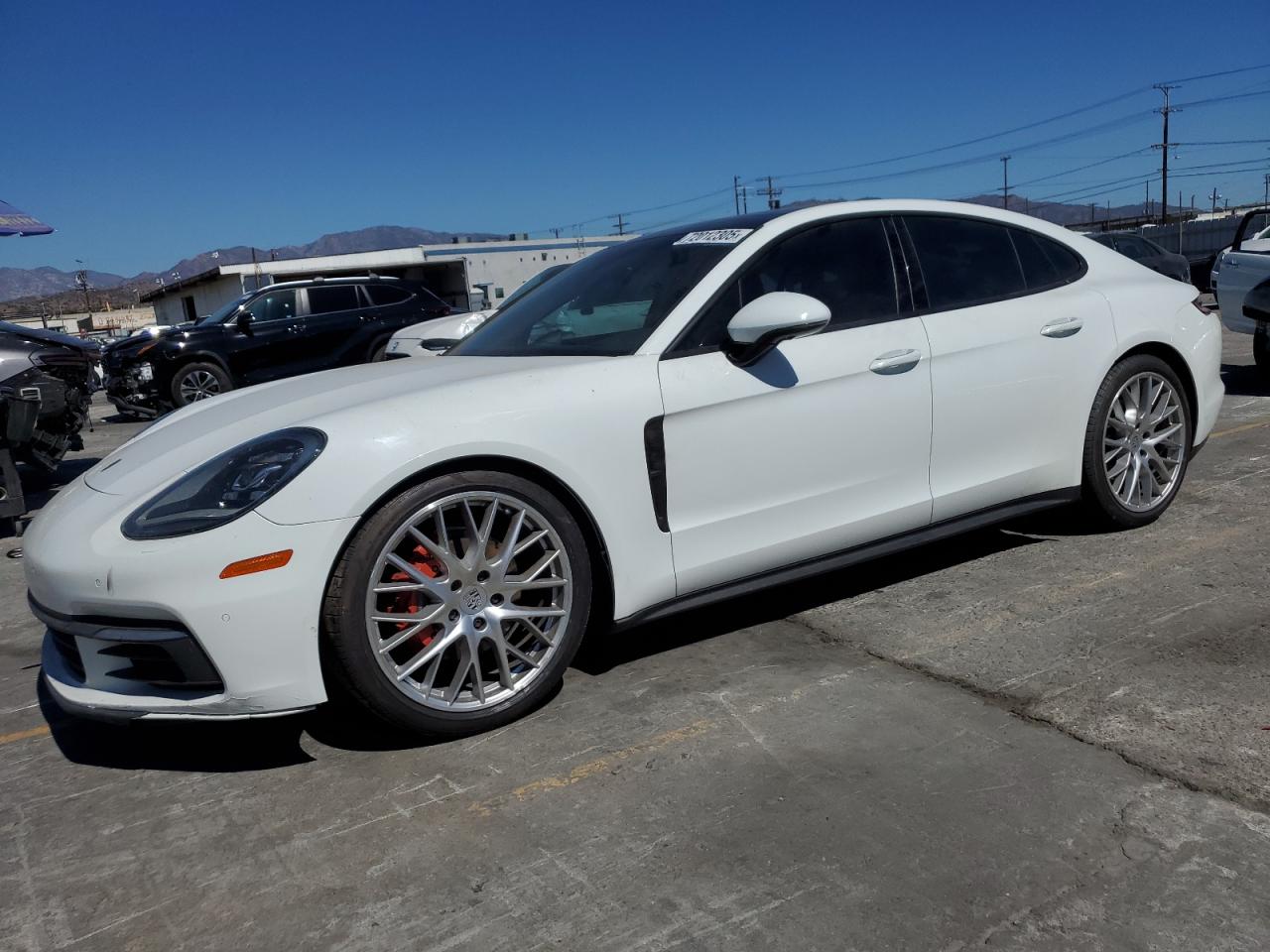 2018 Porsche Panamera 4