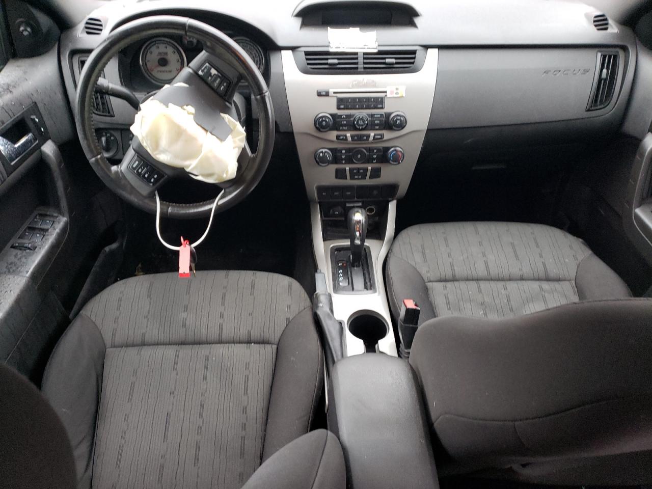 2009 Ford Focus Se VIN: 1FAHP35N39W262048 Lot: 82099255