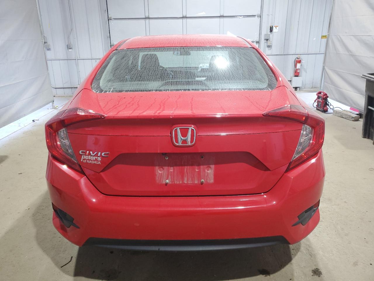 2018 Honda Civic Lx VIN: 2HGFC2F51JH587596 Lot: 80267235
