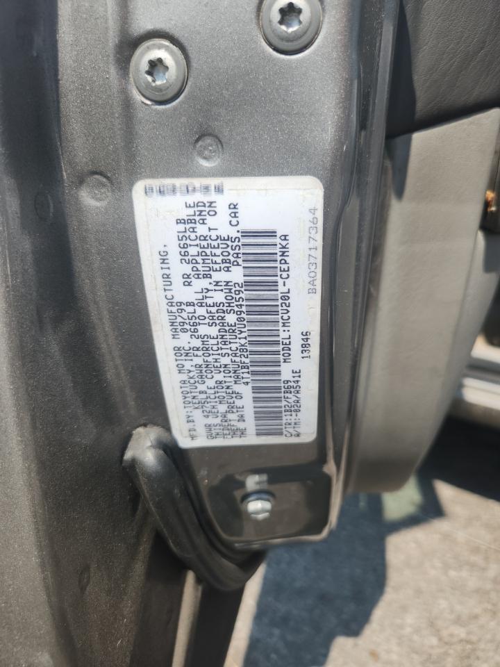 2000 Toyota Camry Le VIN: 4T1BF28K1YU094592 Lot: 81153845