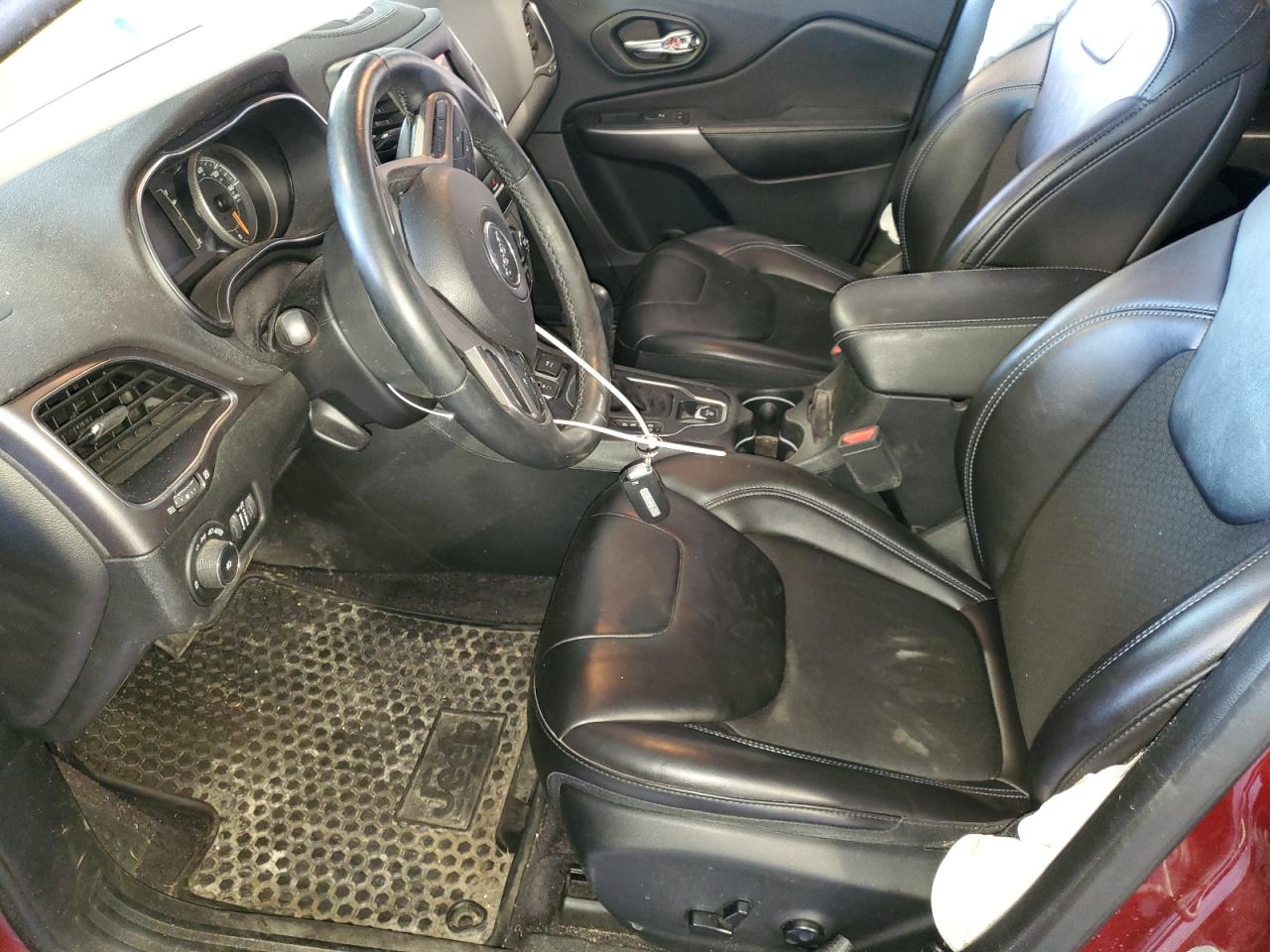 2019 Jeep Cherokee Latitude Plus VIN: 1C4PJMLX9KD113856 Lot: 71982505