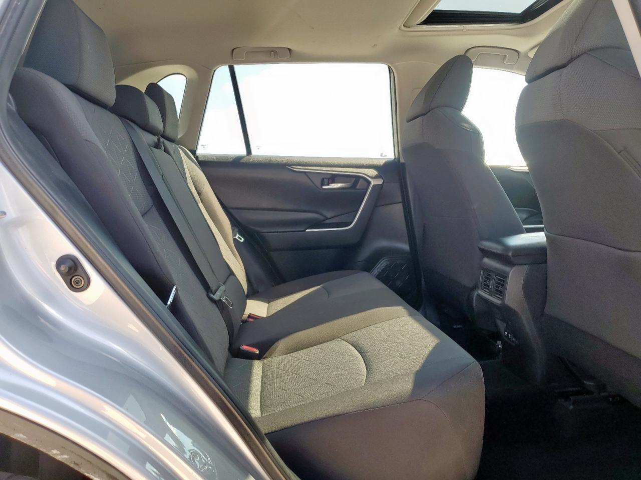 2021 Toyota Rav4 Xle VIN: 2T3W1RFV1MW135522 Lot: 83947765