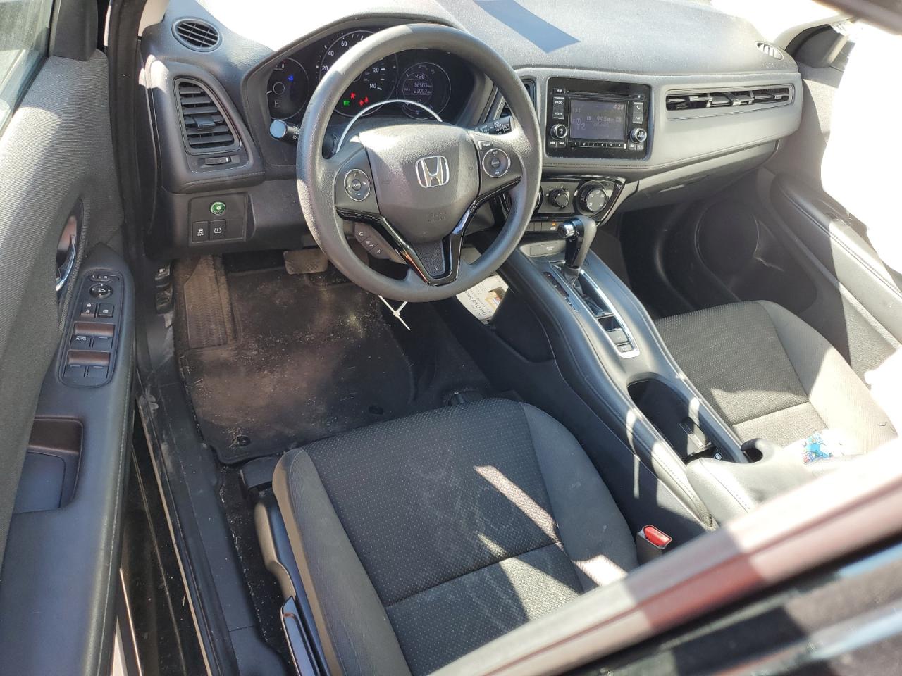 2021 Honda Hr-V Lx VIN: 3CZRU5H33MM702947 Lot: 83814025