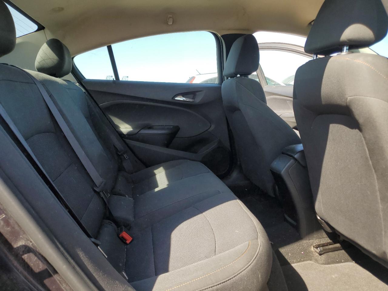 2016 Chevrolet Cruze Ls VIN: 1G1BC5SM2G7318869 Lot: 81061475